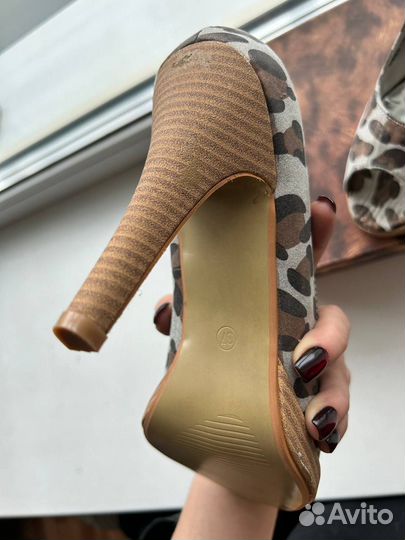 Туфли женские