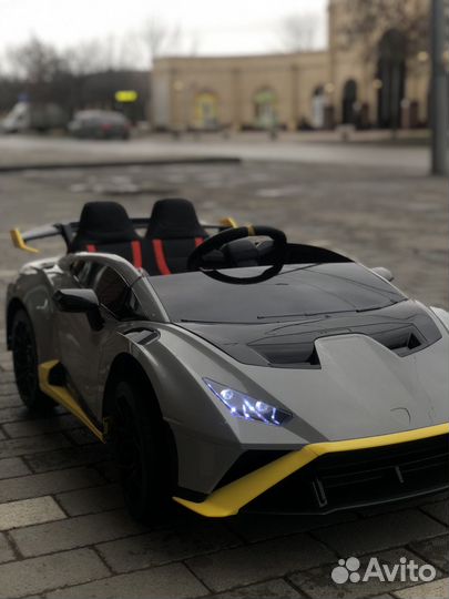 Детский электромобиль