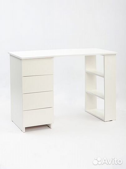 Письменный стол