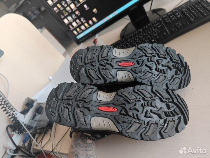 Треккинговые Австрийские ботинки McKinley 42