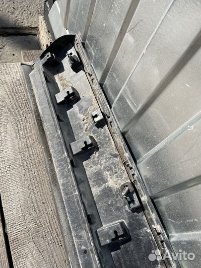 Молдинг задней правой двери Renault Arkana