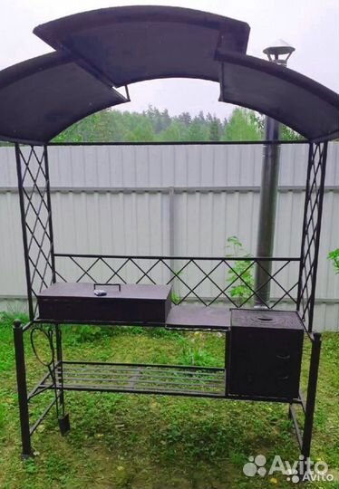 Мангал кованый с крышей