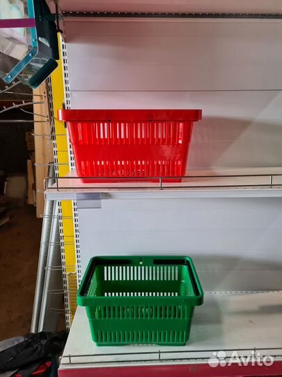 Корзинка покупательская пластик 20 л