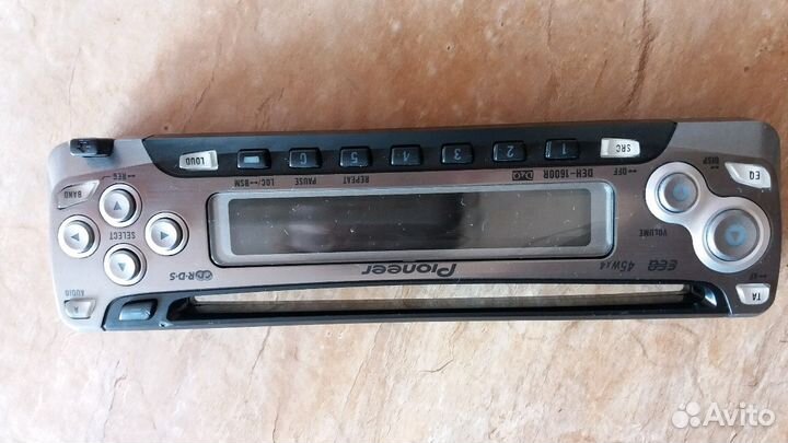 Съемная панель для магнитолы