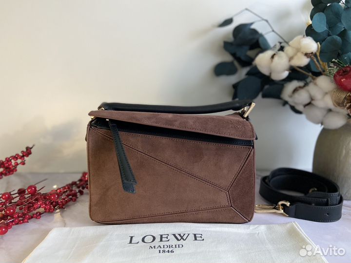 Сумка женская замшевая Loewe через плечо