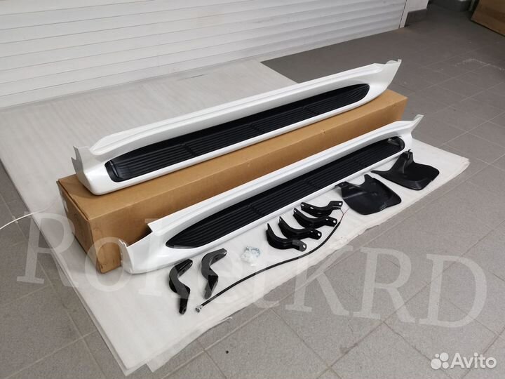 Подножки Toyota Land Cruiser 200 / LX570 A6932