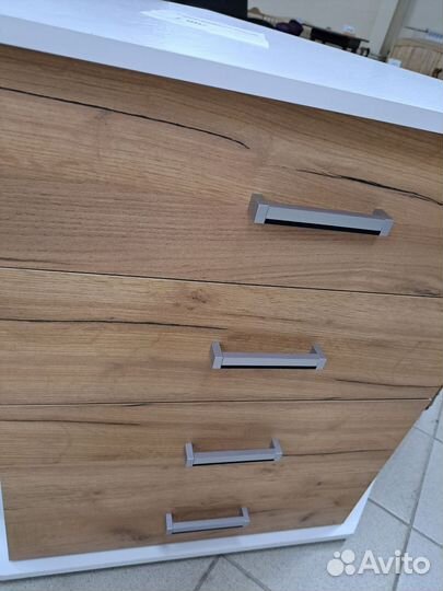 Комод угловой в наличии