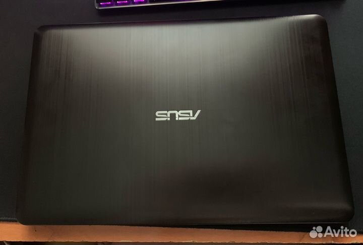 Ноутбук asus k540b в идеальном состоянии