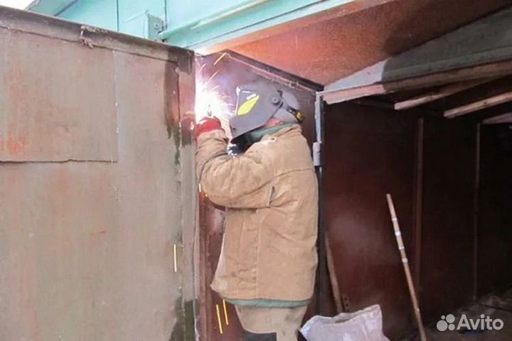 Электросварщик ручной сварки