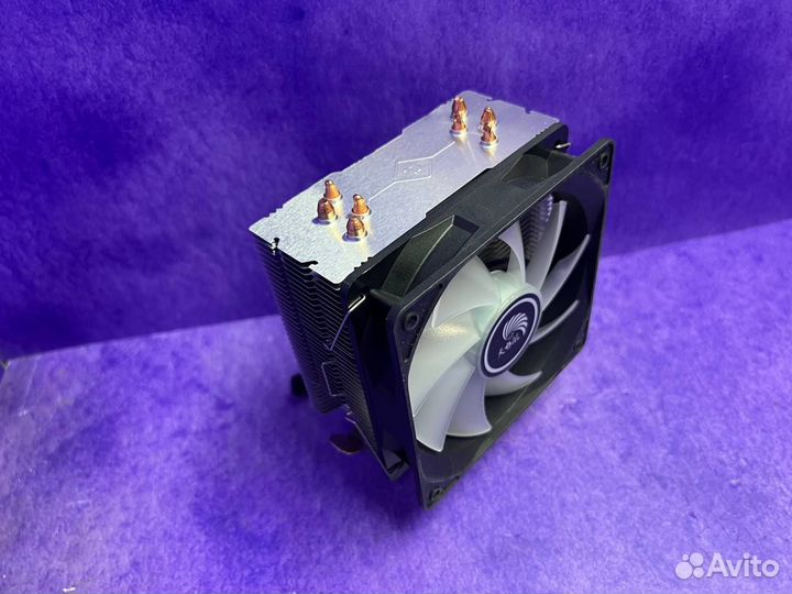 Кулер для процессора бешенный с подсветкой