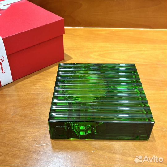 Пепельница Baccarat зелёная