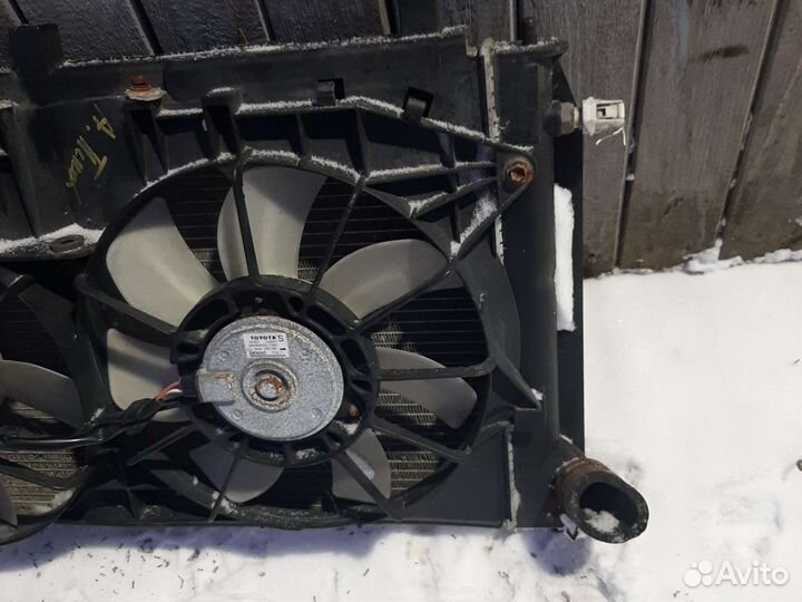 Радиатор тойота авенсис 2 2.0 T250 оригинал