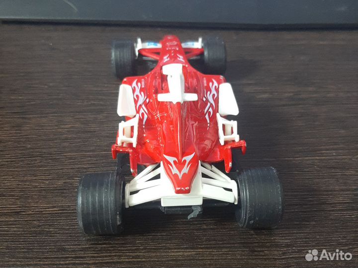 Модель гоночный болид