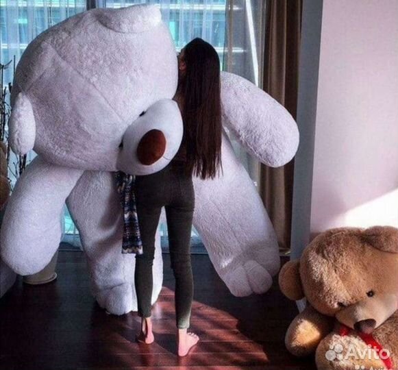 Плюшевый медведь