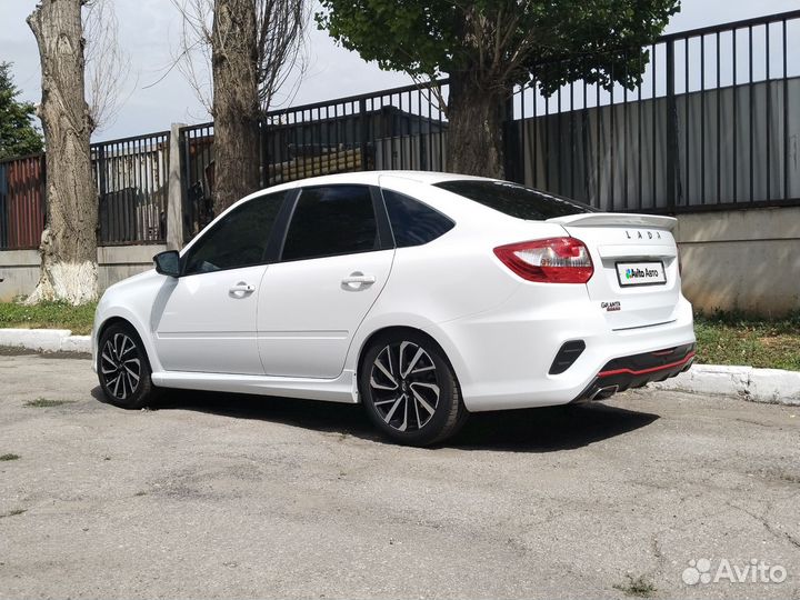 LADA Granta 1.6 МТ, 2024, 1 820 км