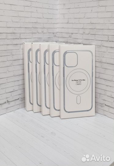 Силиконовый чехол на iPhone 15 Pro Max