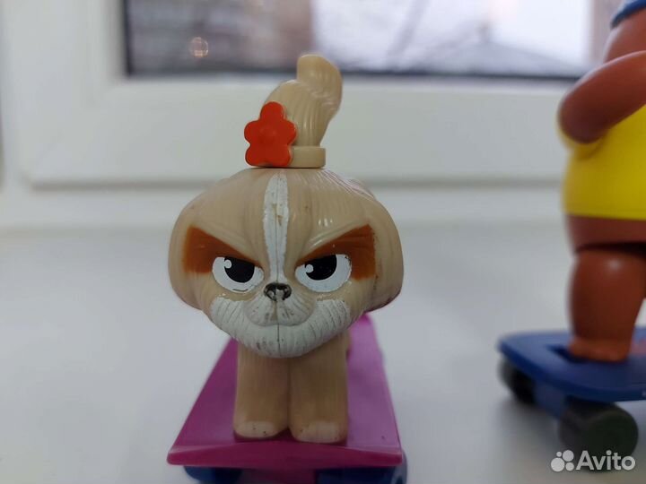 Гриз на скейтборде и дейзи игрушки из макдональдс