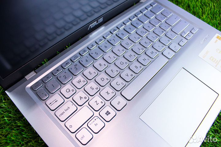 Ультрабук Asus как новый, для Интернета и Офиса