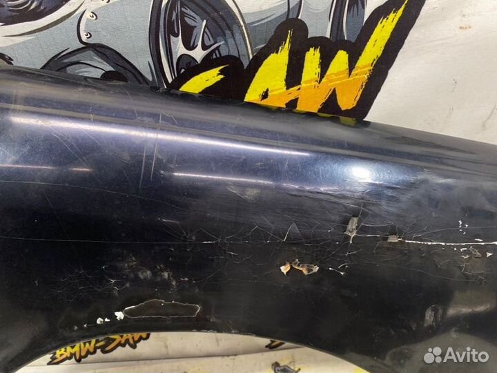 Крыло правое Audi 80 B3 AAD 1991