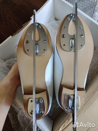 Фигурные коньки graf Sonata 38р. (248мм)