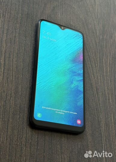 Samsung Galaxy A10, 2/32 ГБ