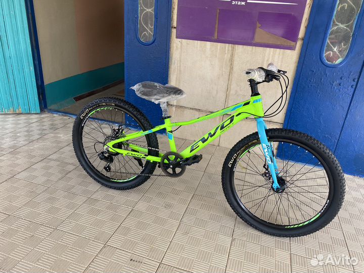 Новый алюминиевый велосипед 24д