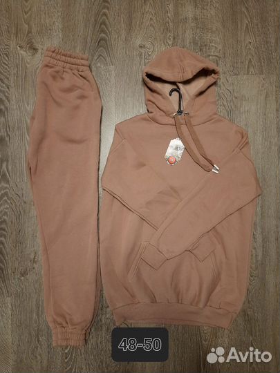 Спортивный костюм женский новый