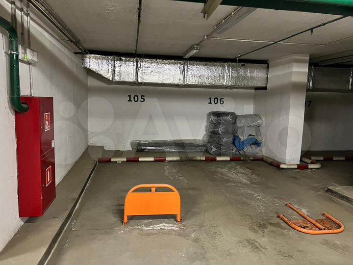 Машиноместо, 13 м²