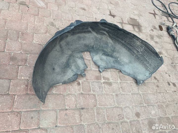 Подкрылок Porsche Cayenne S 958 М4806 2012