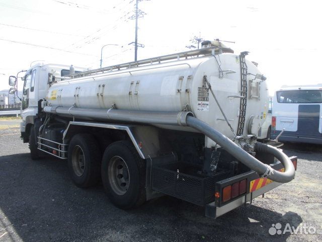 Ассенизатор 9.5 куб.м. Isuzu Giga 2014 г