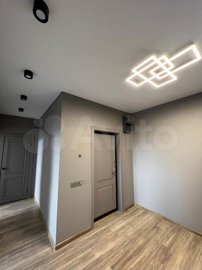 3-к. квартира, 80 м², 9/26 эт.