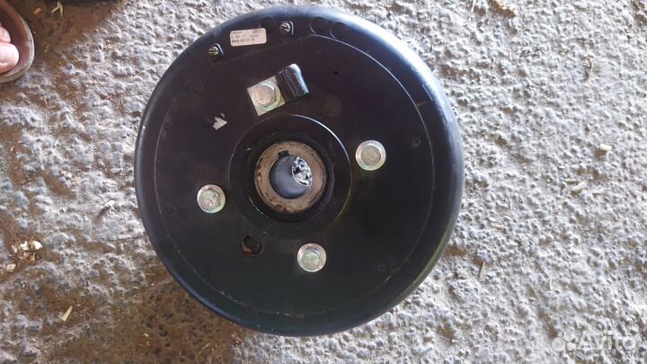 Электромагнитная муфта John Deere AH234499