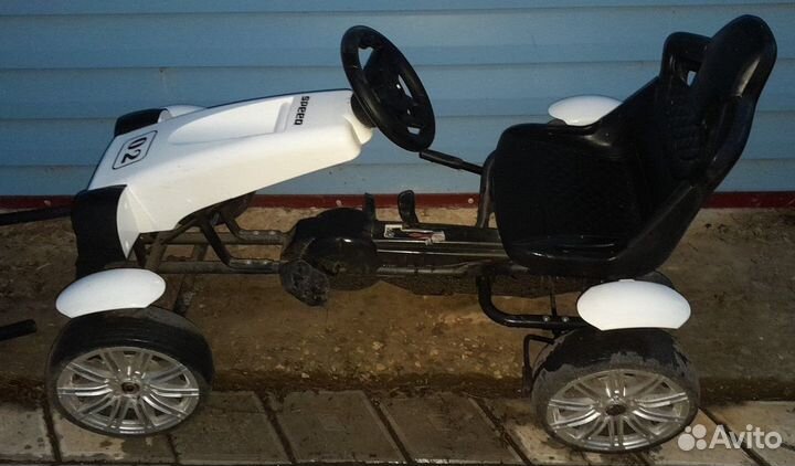 Детский веломобиль