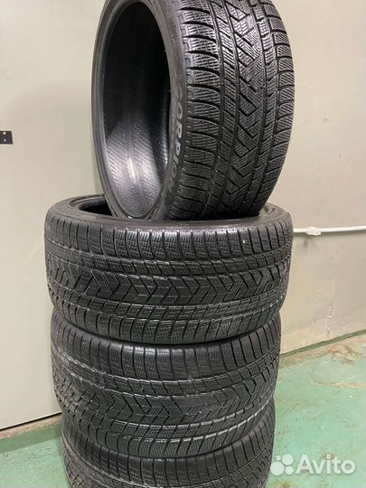 Pirelli Scorpion Winter 295/35 R21 и 315/30 R22