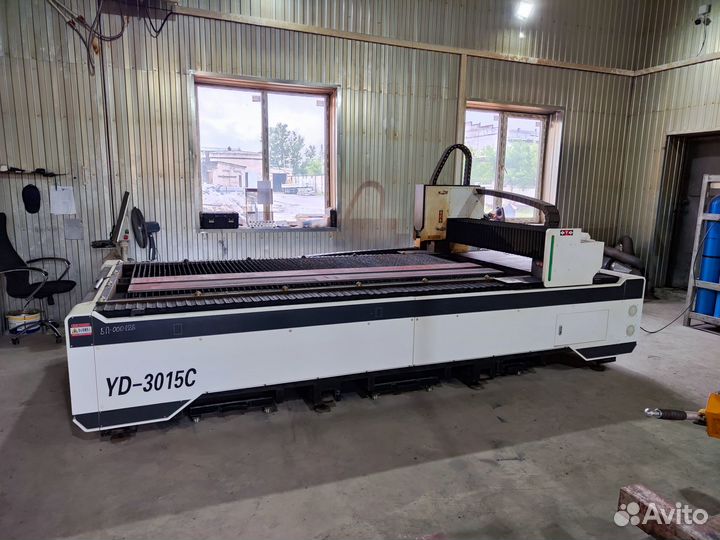 Лазерный станок для резки металла YD 3015C