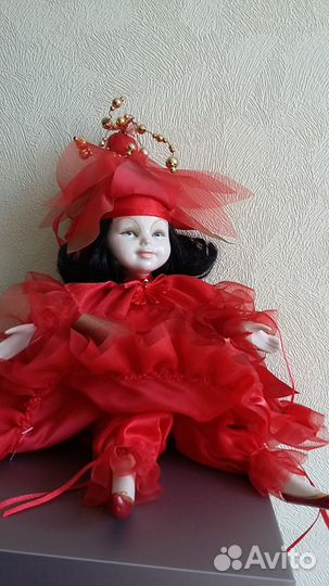 Фарфоровая кукла - Коломбина. 40 см