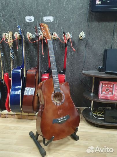 Новая акустическая гитара 3/4