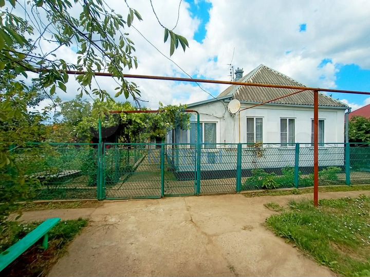 Дом 57 м² на участке 7 сот.