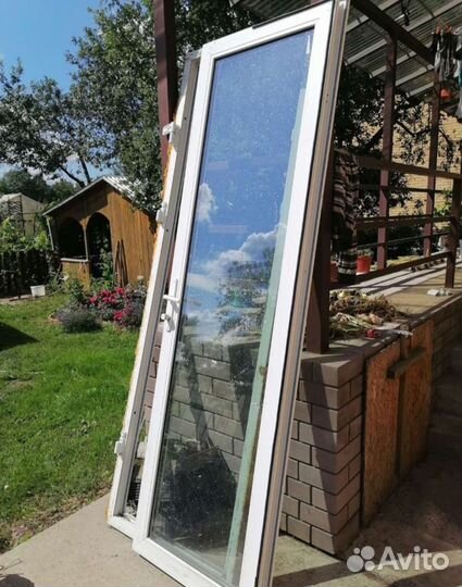 Дверь пластиковая входная бу