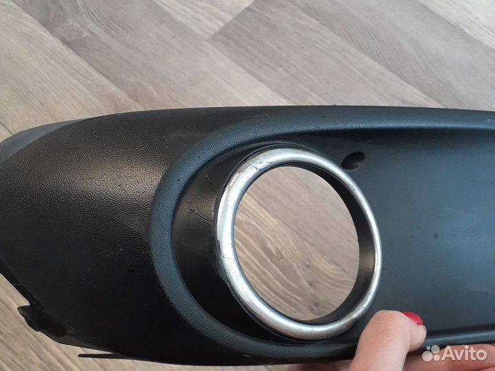 Окантовка птф передняя левая Volkswagen Polo 5