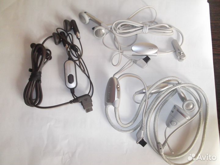 Наушники Samsung