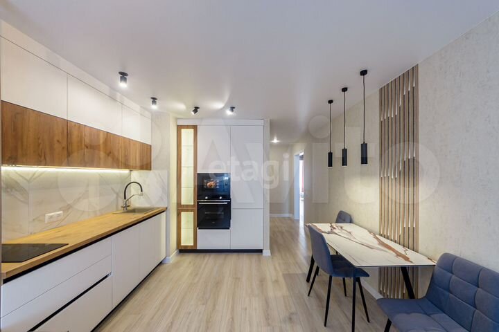 2-к. квартира, 67,5 м², 10/14 эт.