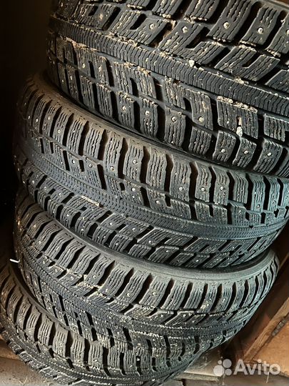 Зимние колеса Kumho I'zen KW22 205/60/r16