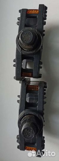 Педали пластиковые