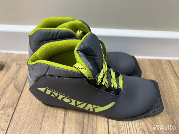 Лыжные ботинки размер 35