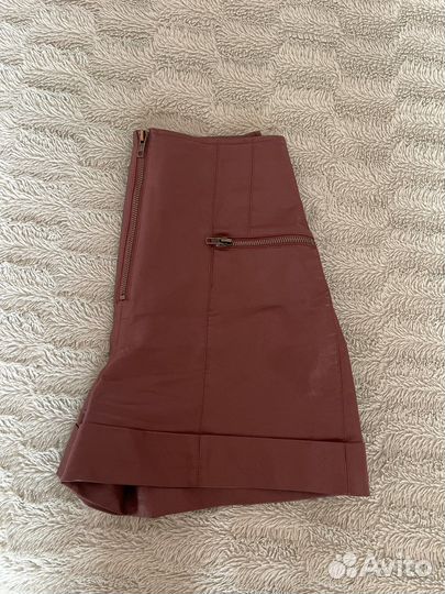 Шорты кожаные