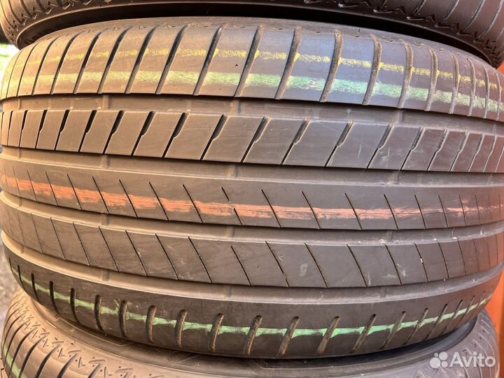 Bridgestone Alenza 001 275/45 R20 и 305/40 R20 112Y