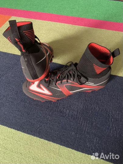 Футбольные бутсы demix