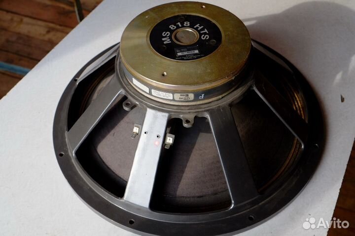 Динамики Meyer Sound-818