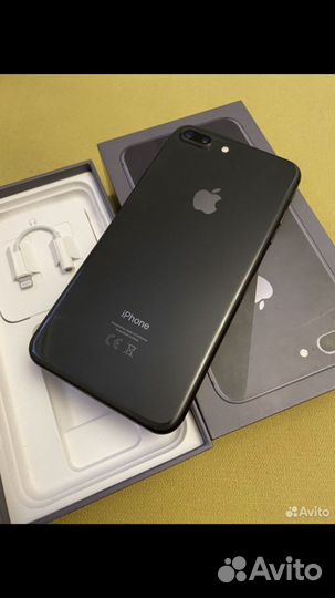 Телефон iPhone 8 plus